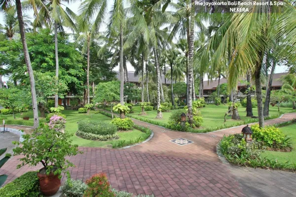 The Jayakarta Bali Beach Resort & Spa 4*, фото 6
