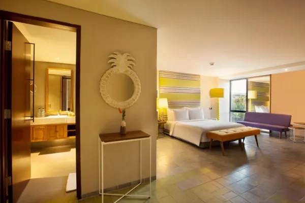 Tijili Seminyak 4*