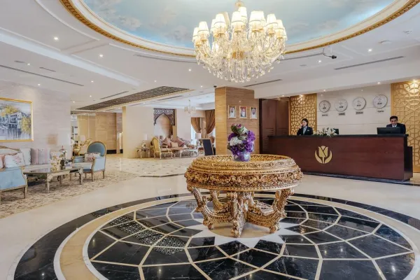 Crystal Plaza Al Majaz Hotel 4*