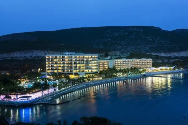 Tusan Beach Resort 5*