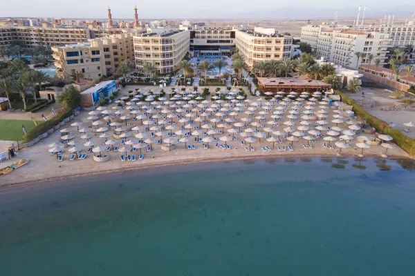 Amc Royal Hotel