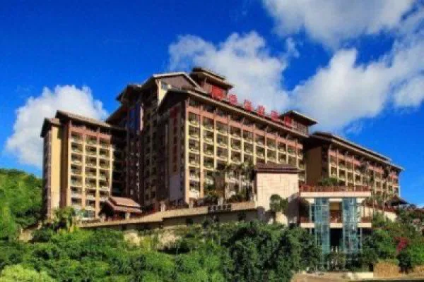 Four Season Ocean Courtyard Hotel