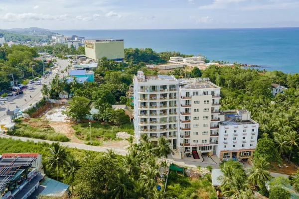 Summer Dream Hotel