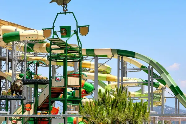 Venosa Beach Resort 5*